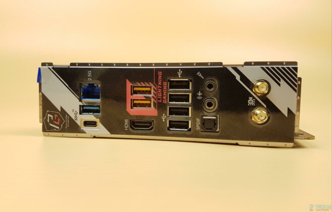 ASRock B650E PG-ITX WiFi